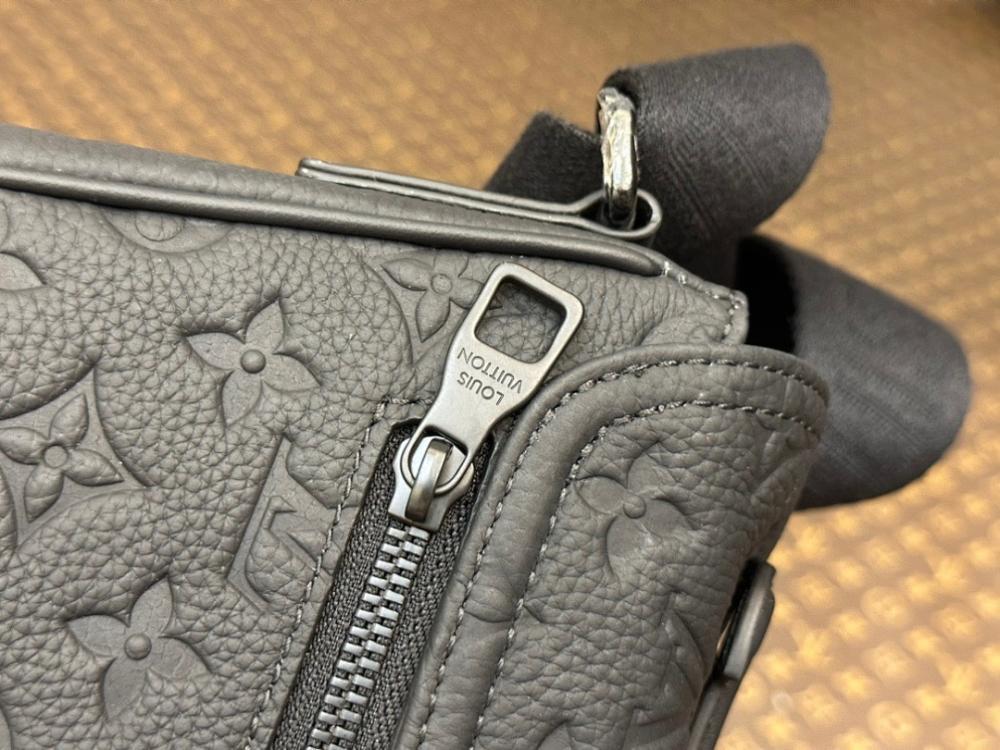 Luxury Calfskin Shoulder Bag – Special Edition
