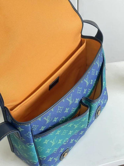 Stylish Refined Quilted Crossbody Bag