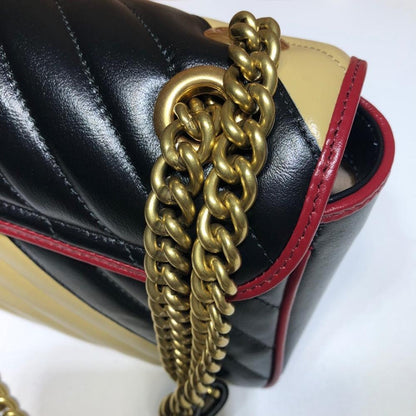 Classic Shoulder Bag