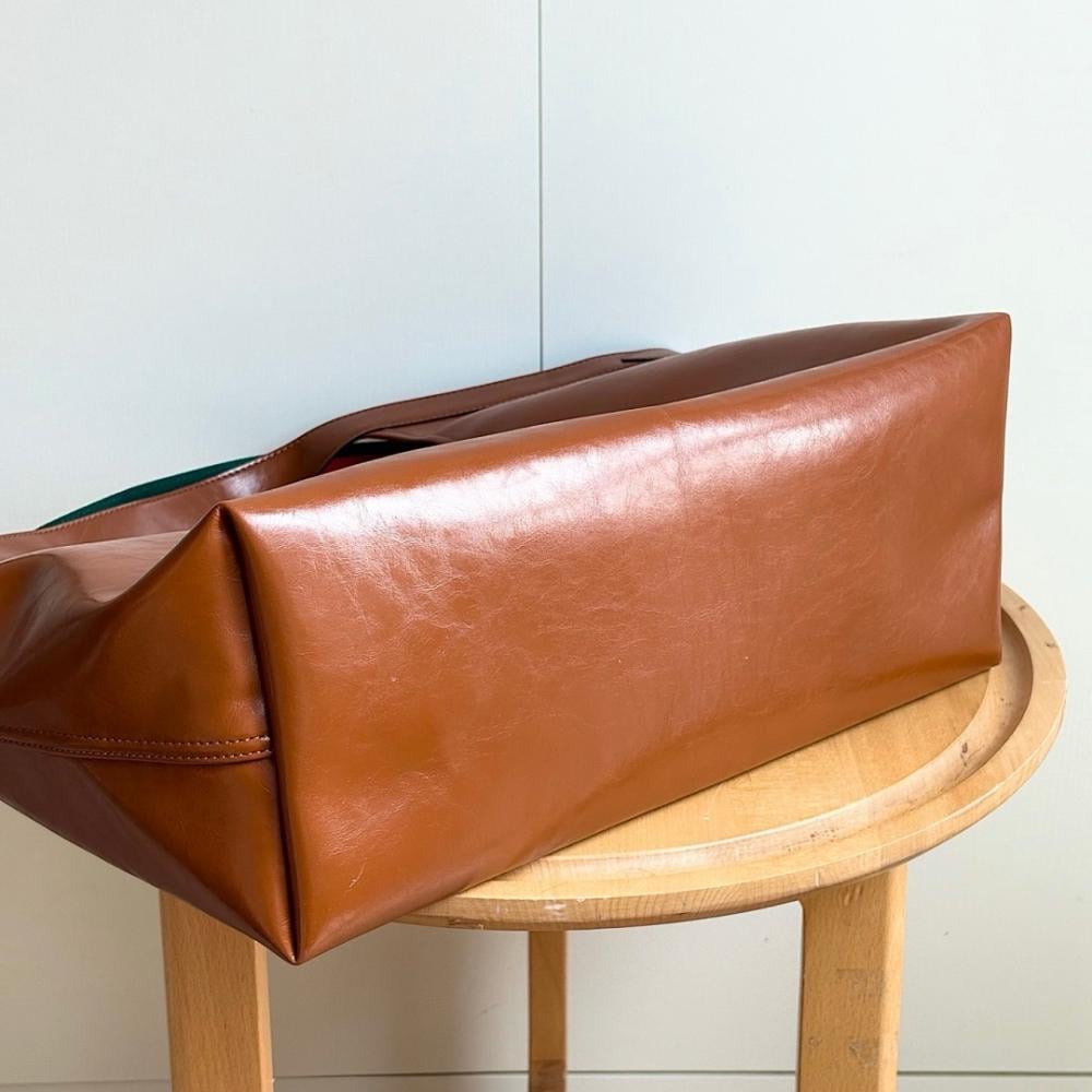 Modern Premium Top Handle Bag