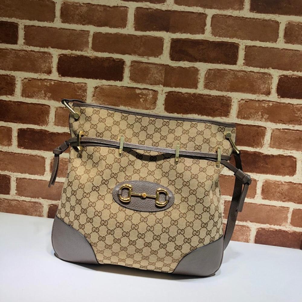 Classic Shoulder Bag