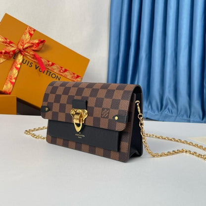 Elegant Refined Gold Leather Crossbody Bag