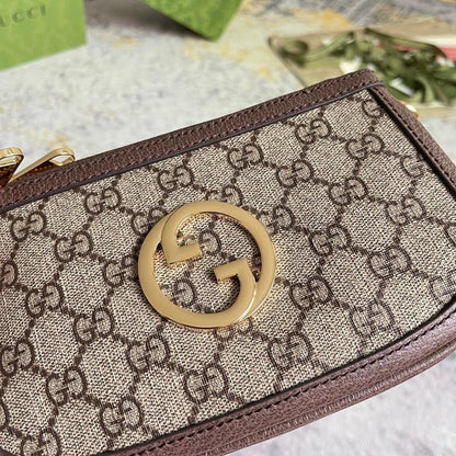 Modern Elegant Top Handle Bag