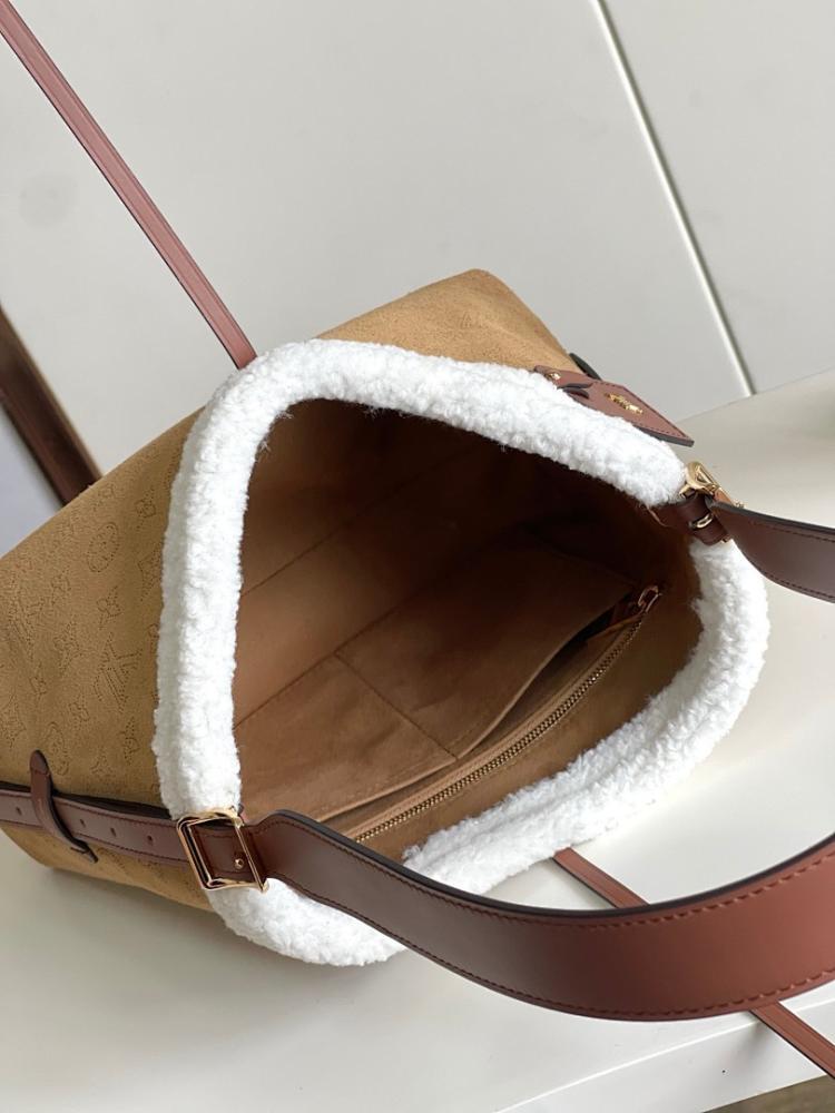 Stylish Lambskin Wallet – Special Edition