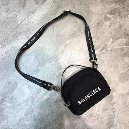 Elegant Shoulder Bag
