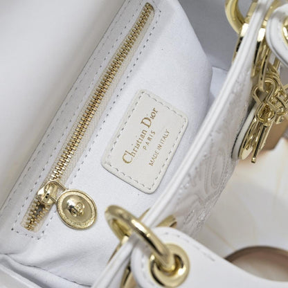 Luxury Gold Quilted Shoulder Bag – Special Edition