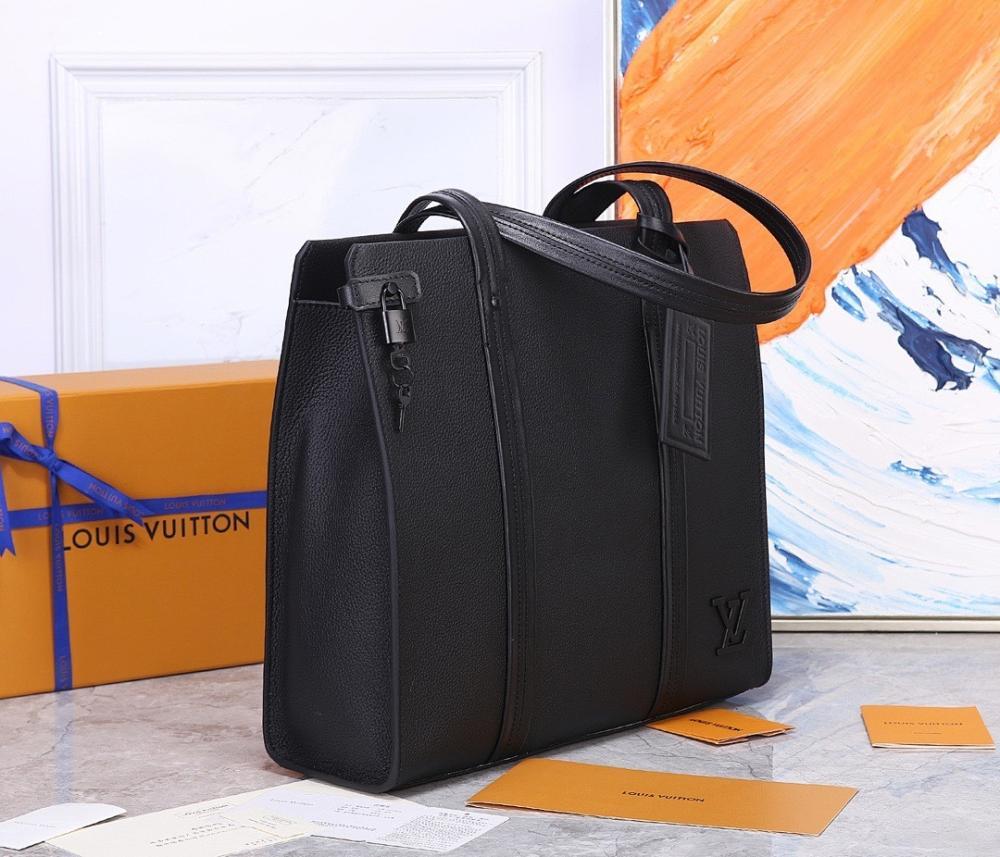 Italian-Inspired Elegant Calfskin Top Handle Bag