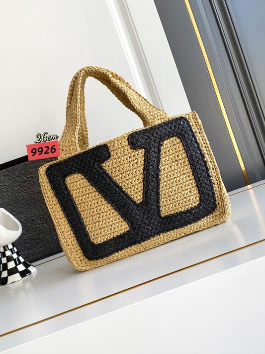 VLogo Signature Raffia Shoulder Bag