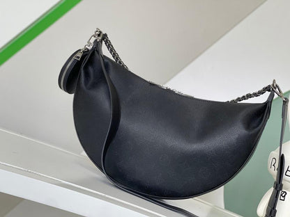 Modern Elegant Woven Leather Shoulder Bag – Limited Edition