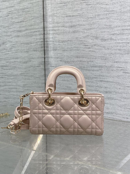 Classic Leather Shoulder Bag