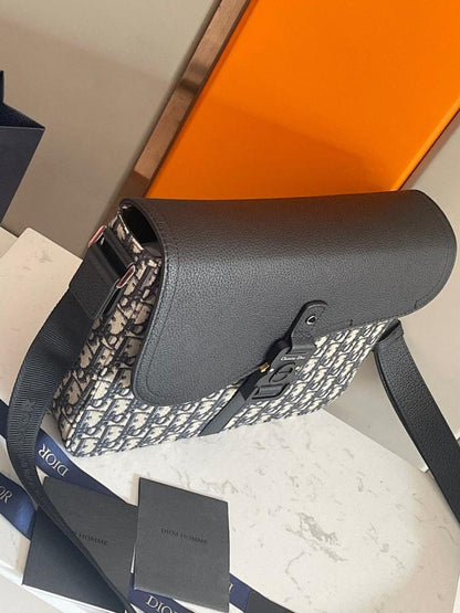Luxury Refined Black Calfskin Shoulder Bag