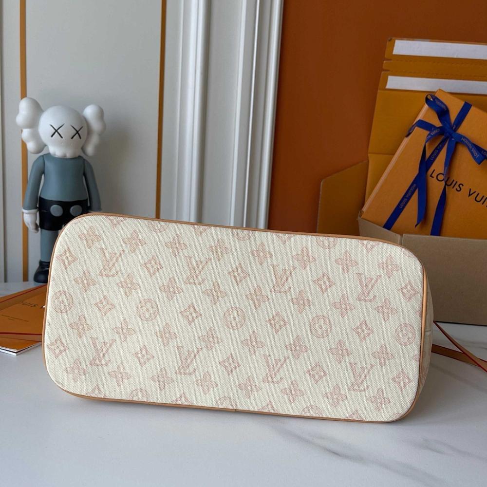 Neverfull Monogram Top Handle Bag