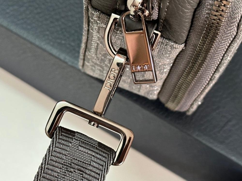 Modern Stylish Quilted Leather Shoulder Bag