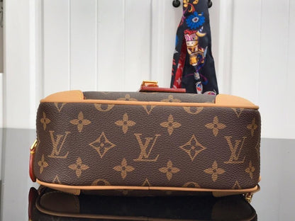 Elegant Shoulder Bag