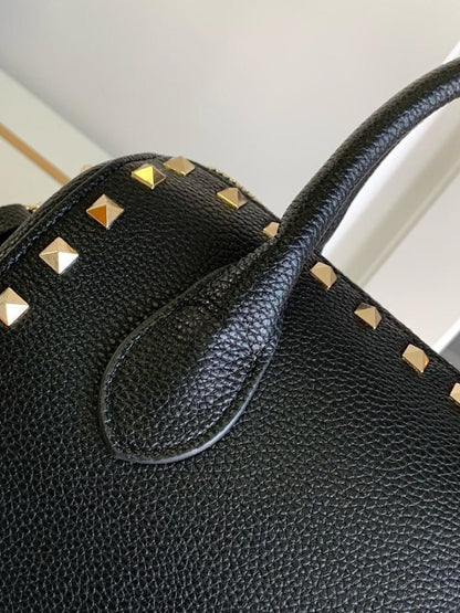 Classic Luxury Leather Shoulder Bag