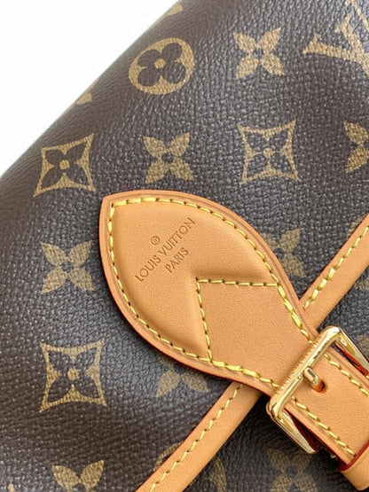 Luxury Embroidered Leather Crossbody Bag – Special Edition