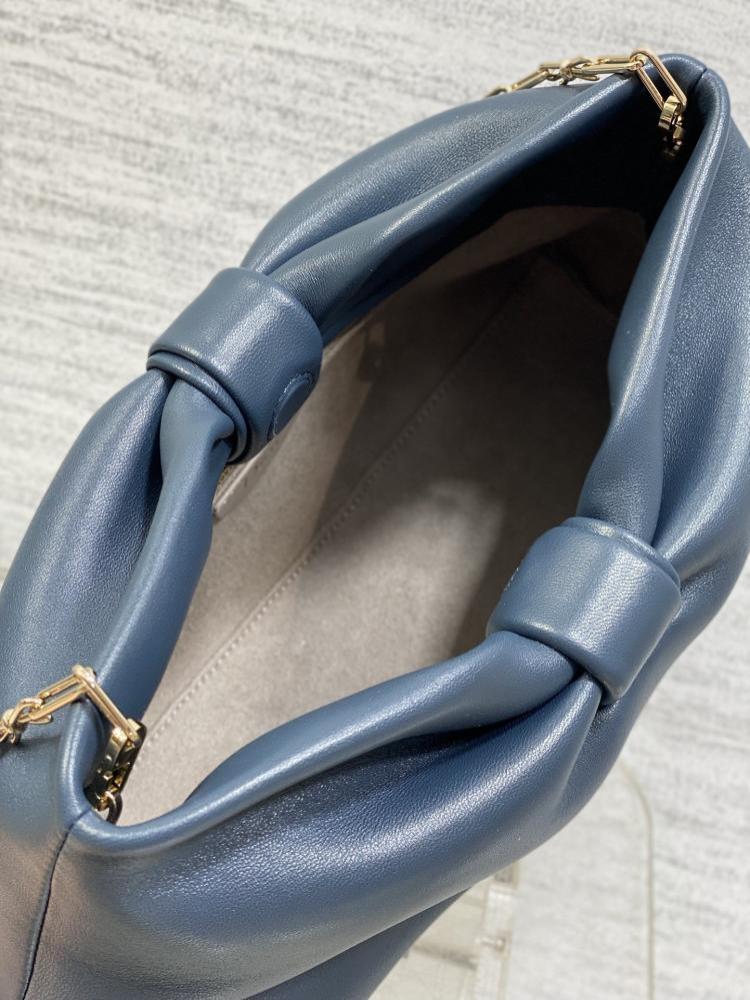 Elegant Leather Top Handle Bag