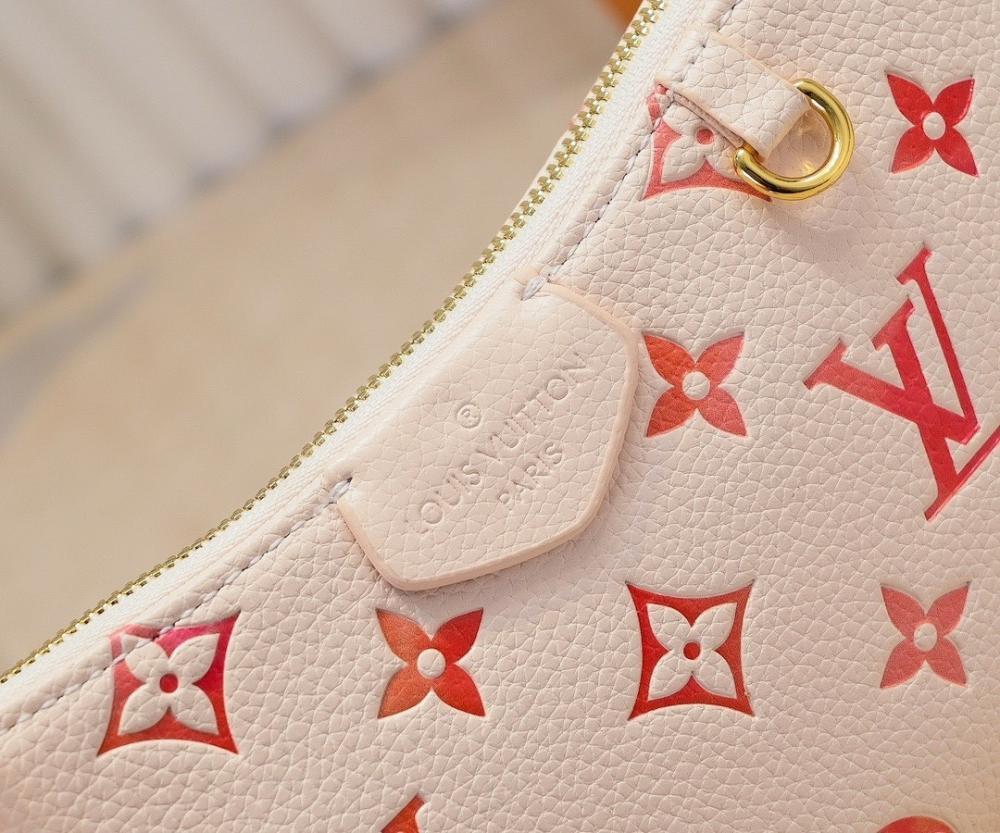 Alma Leather Shoulder Bag