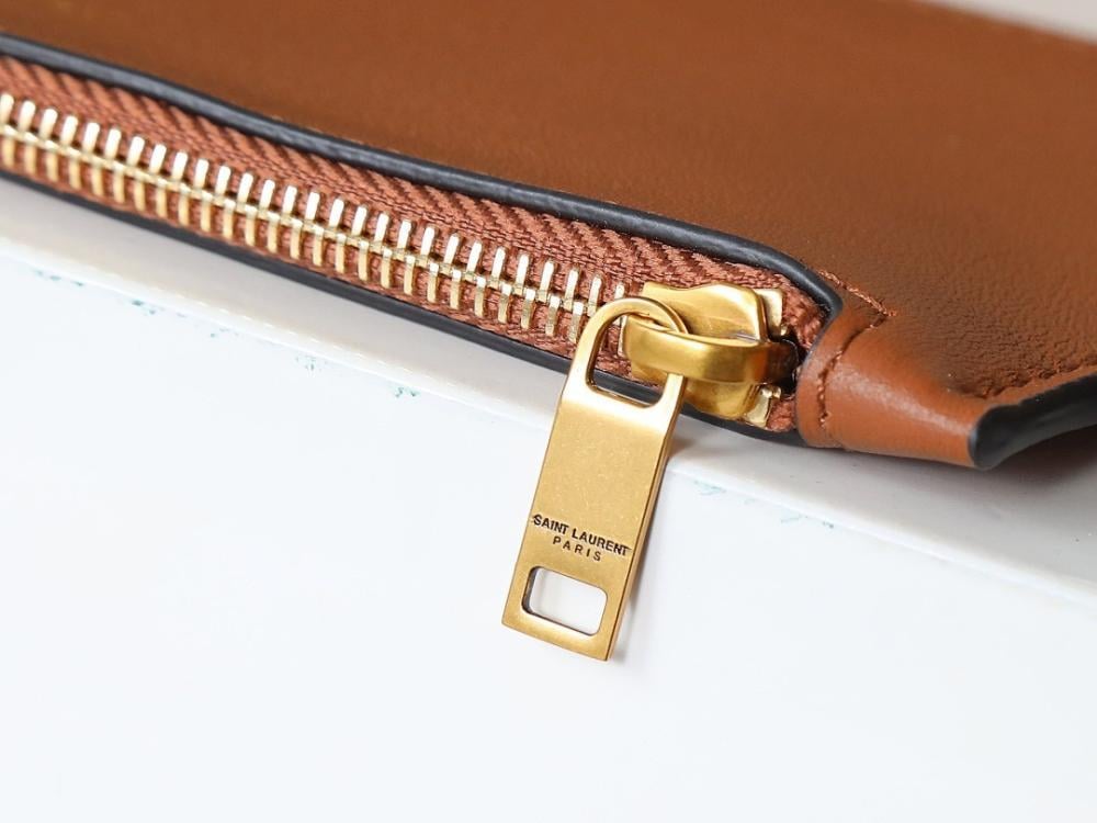 Luxury Stylish Leather Travel Bag – Limited Edition