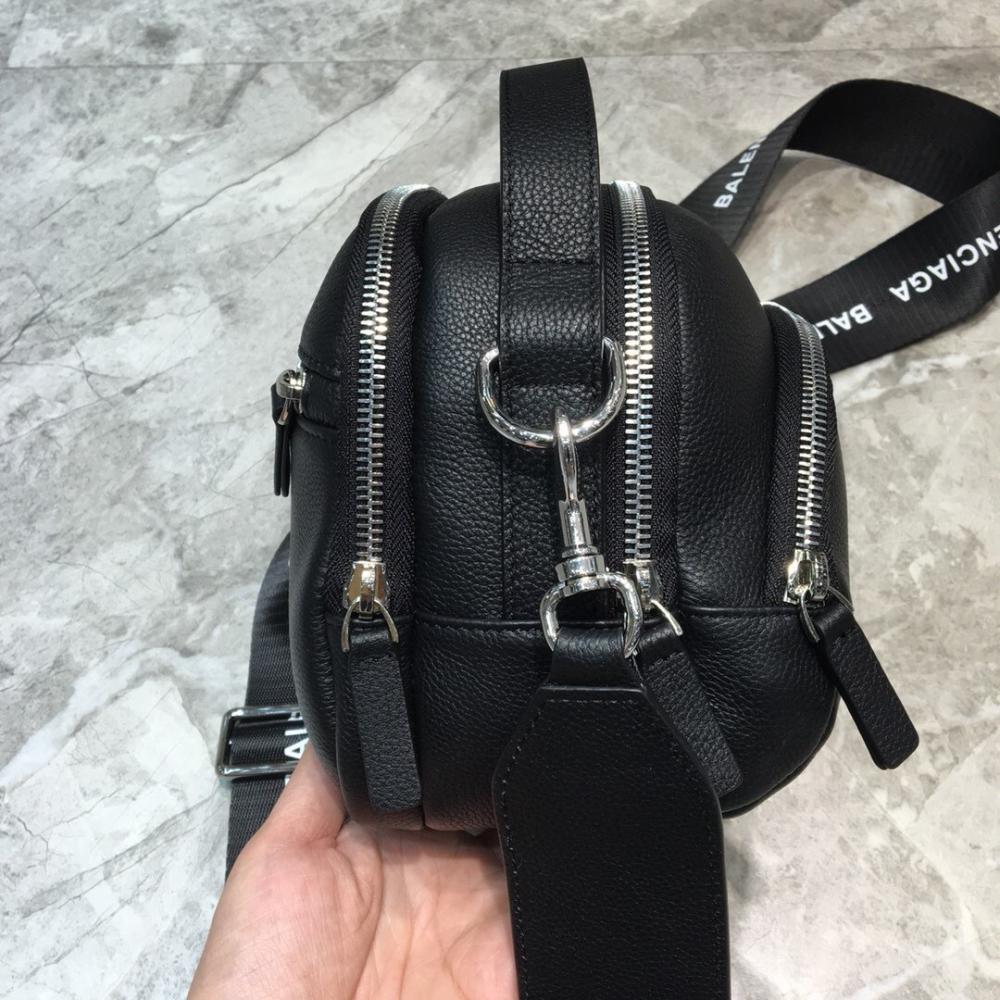 Elegant Shoulder Bag