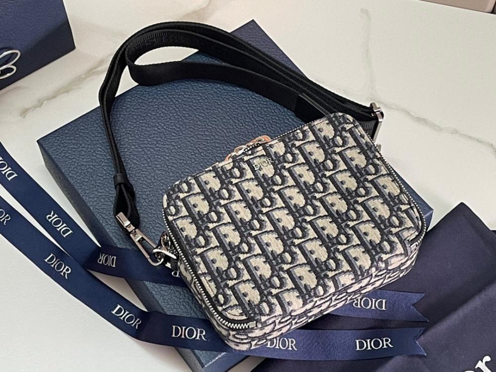 Italian-Inspired Stylish Jacquard Top Handle Bag