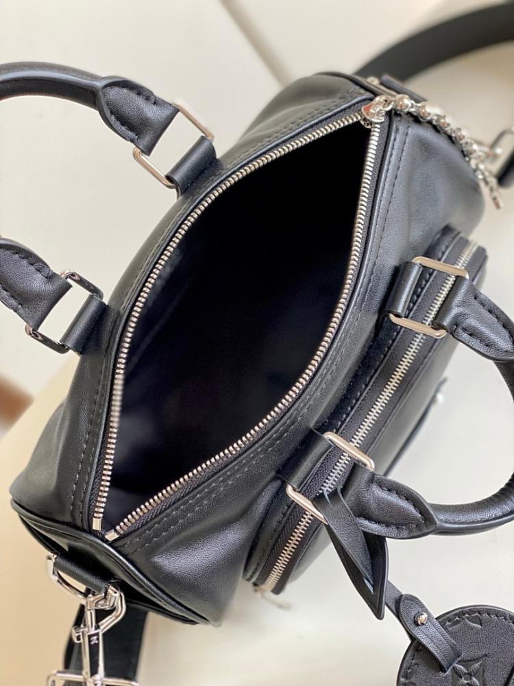 Italian-Inspired Elegant Leather Shoulder Bag