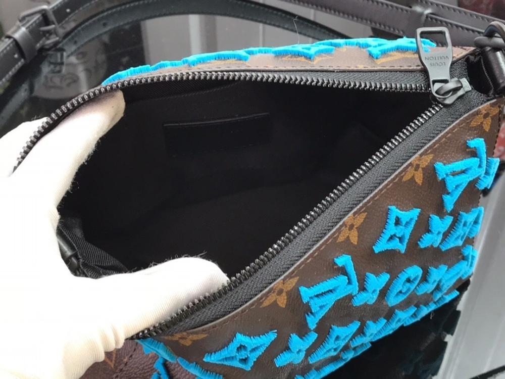Messenger Bag