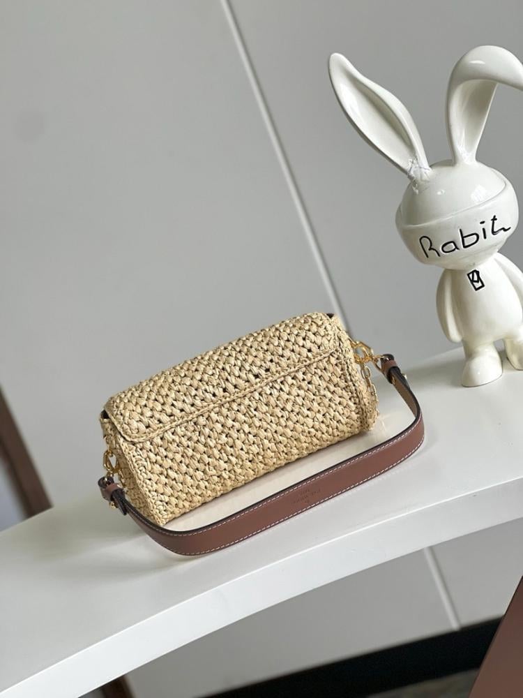 Classic Premium Woven Raffia Shoulder Bag