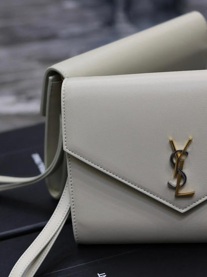 Modern Stylish Lambskin Top Handle Bag