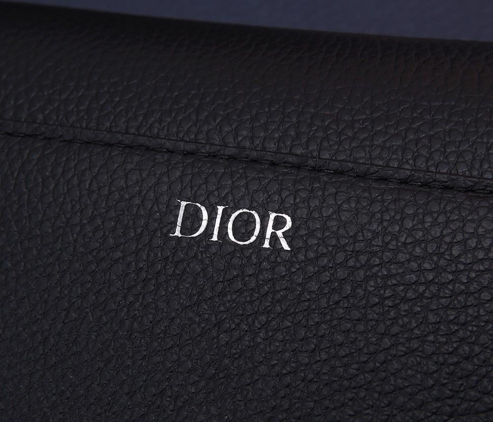 Modern Elegant Leather Crossbody Bag