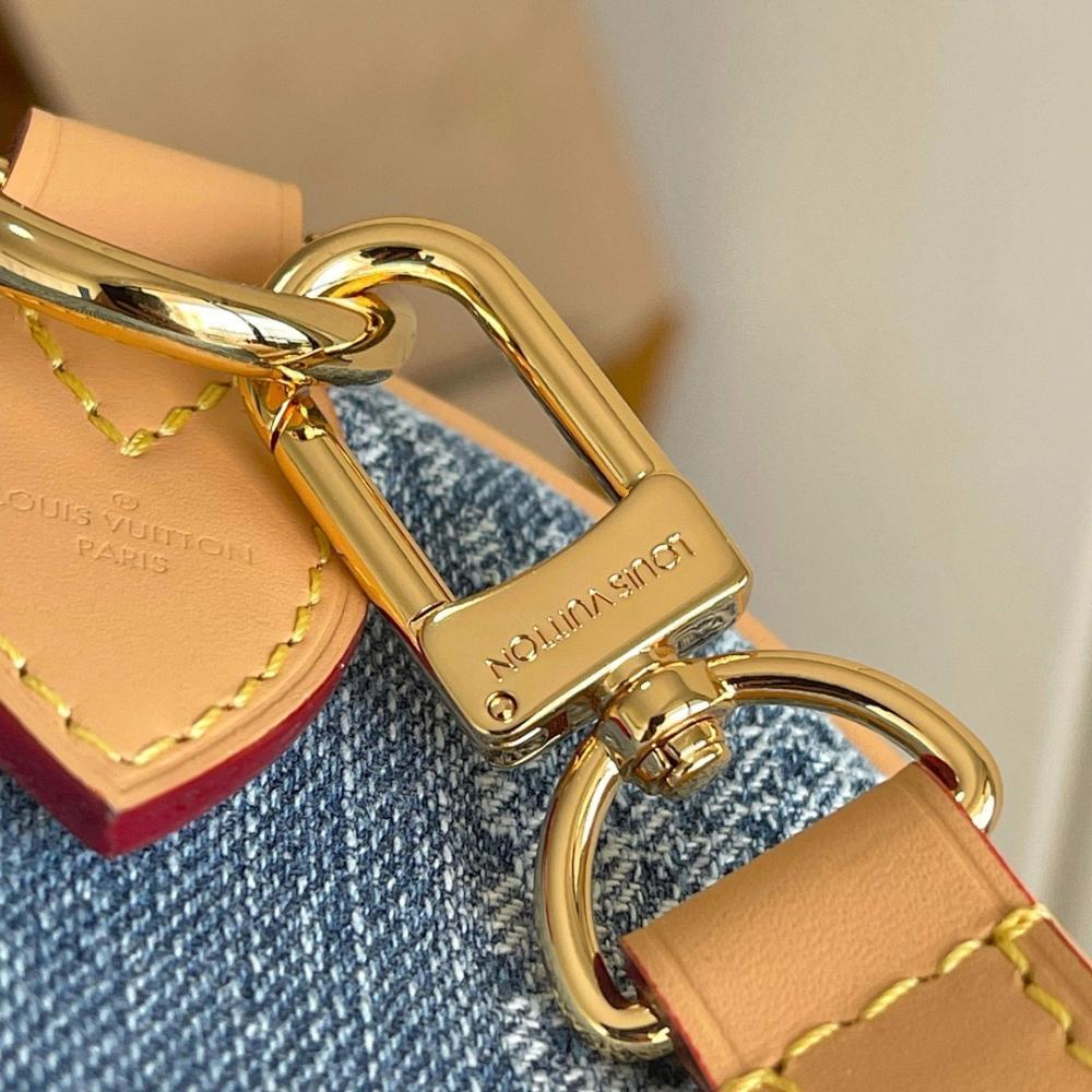Italian-Inspired Elegant Leather Shoulder Bag