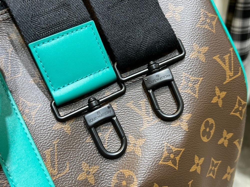 Modern Italian-Inspired Canvas Bag