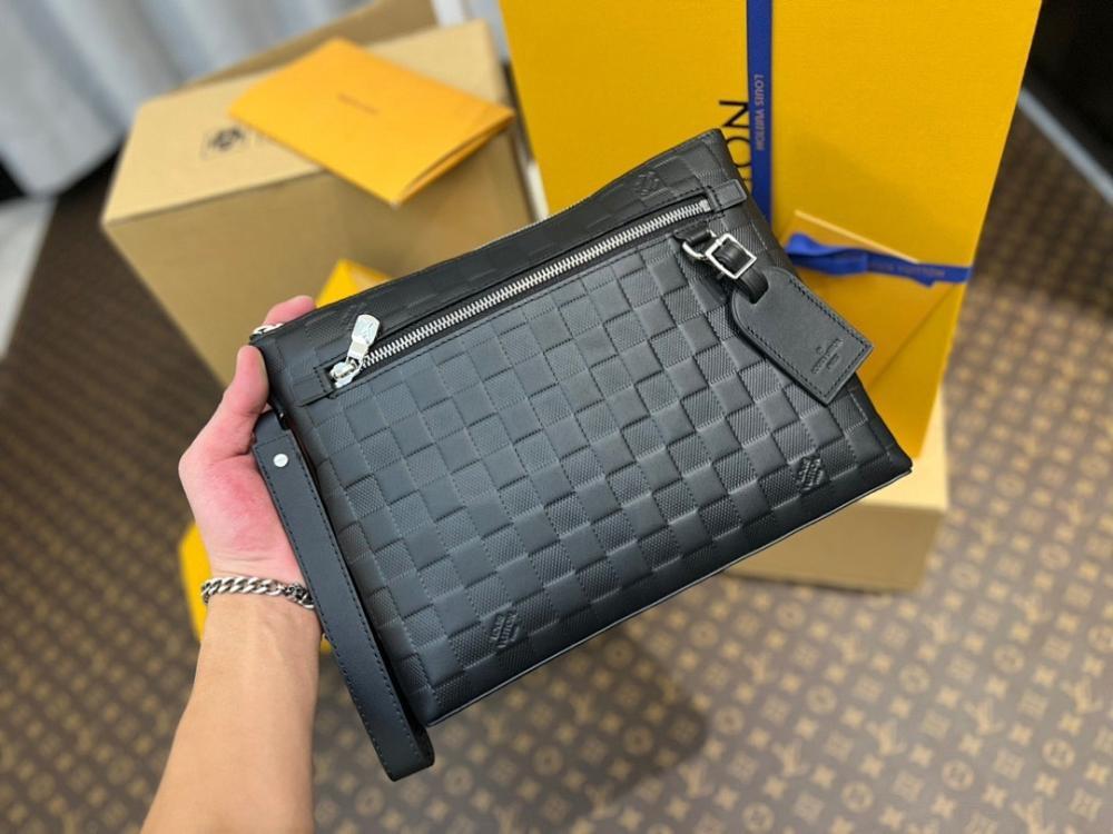 Luxury Quilted Leather Shoulder Bag – Special Edition