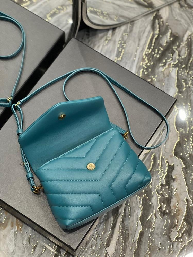 Stylish Calfskin Crossbody Bag – Limited Edition