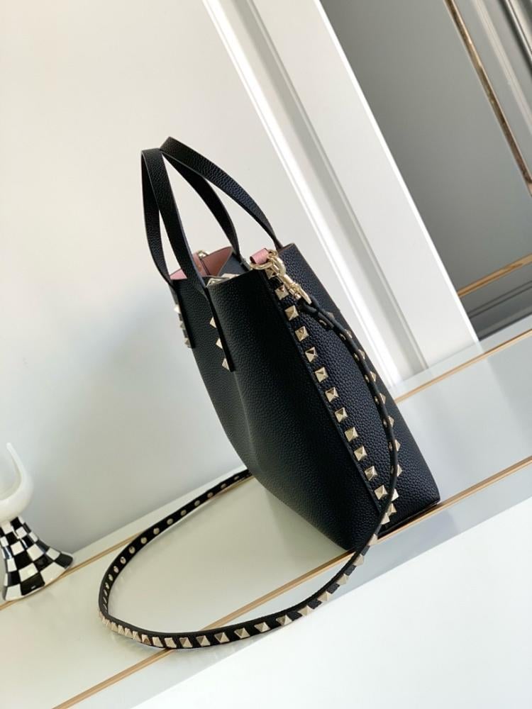 Classic Refined Embroidered Calfskin Shoulder Bag