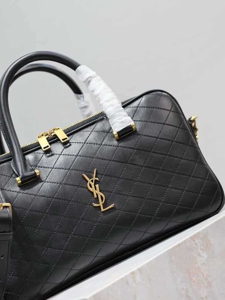 Modern Leather Travel Bag