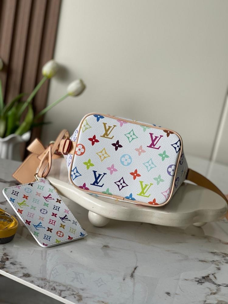 Modern Elegant Canvas Shoulder Bag – Limited Edition