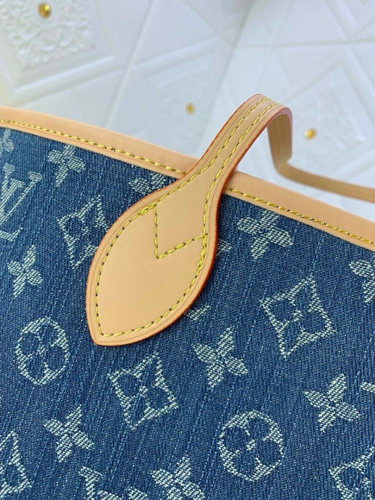 Modern Refined Jacquard Top Handle Bag