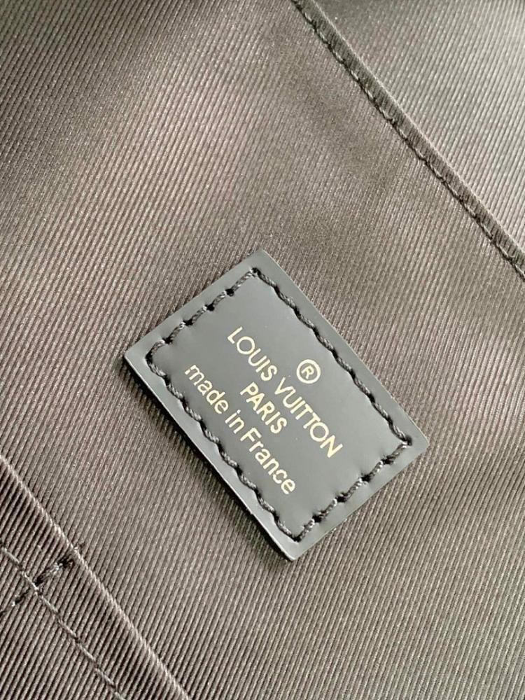 Classic Premium Shoulder Bag