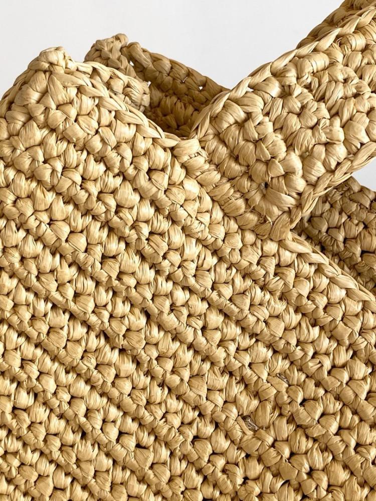 VLogo Signature Raffia Shoulder Bag