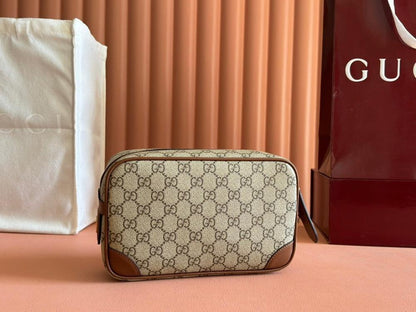 Classic Refined Crossbody Bag