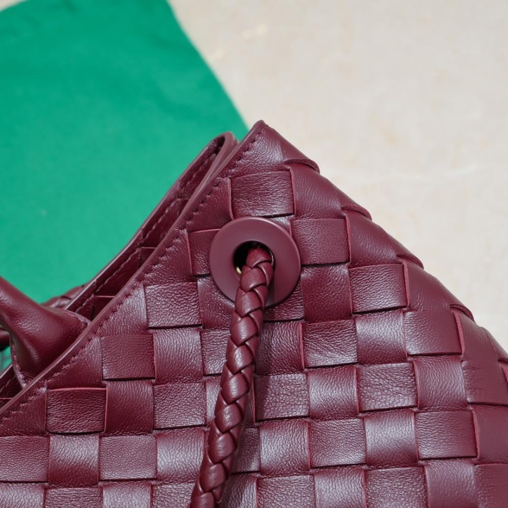 Woven Shoulder Bag
