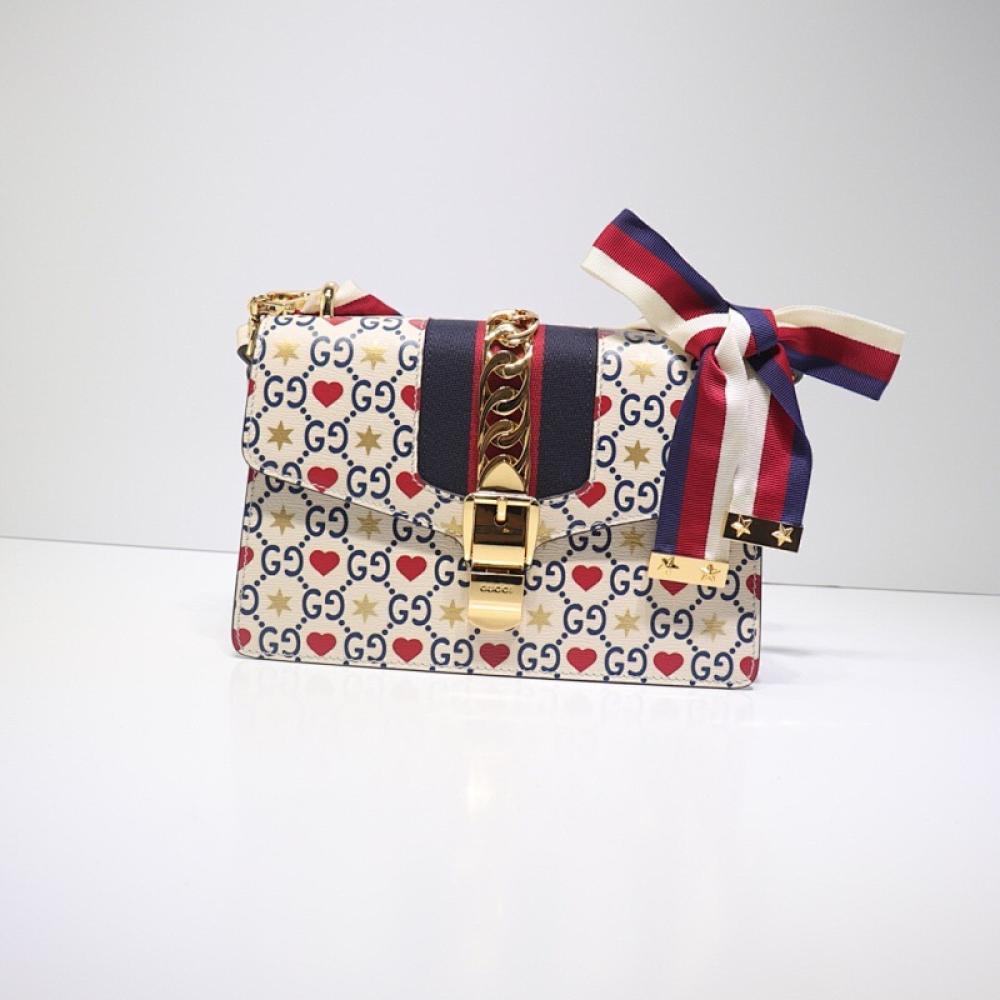 Practical Luxury Shoulder Bag