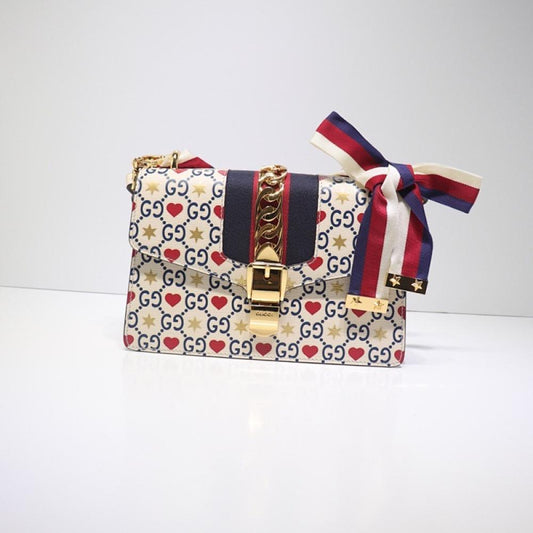 Practical Luxury Shoulder Bag