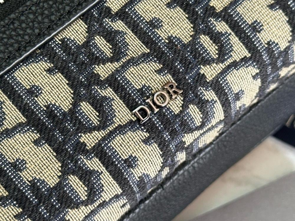 Modern Refined Printed Leather Crossbody Bag