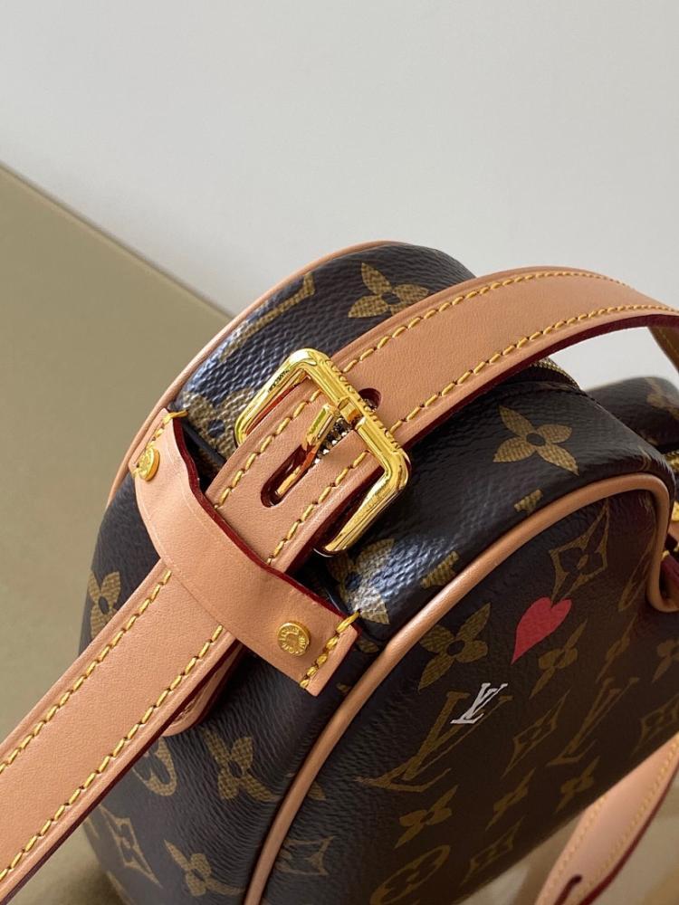 Modern Italian-Inspired Printed Canvas Shoulder Bag