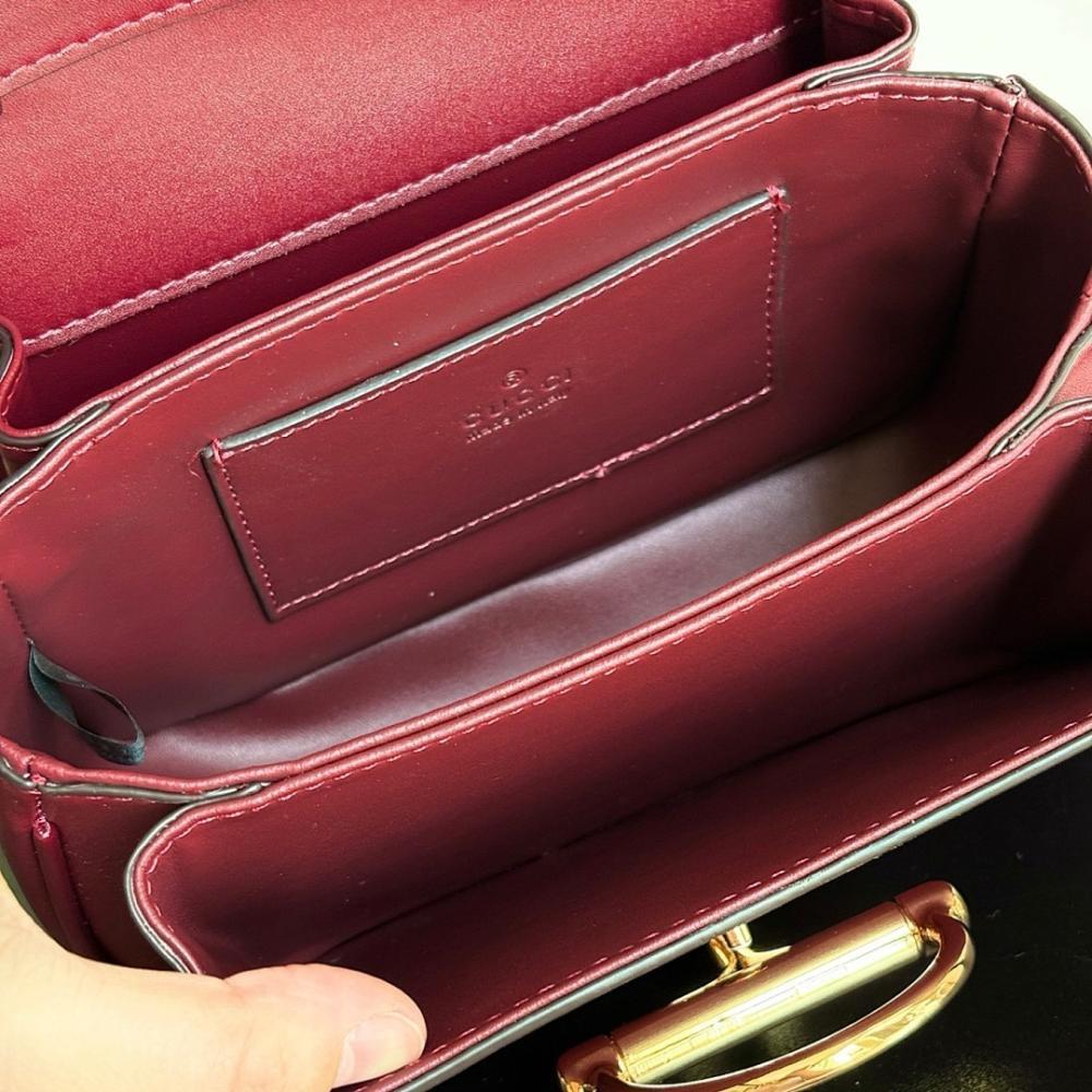 Italian-Inspired Elegant Bag
