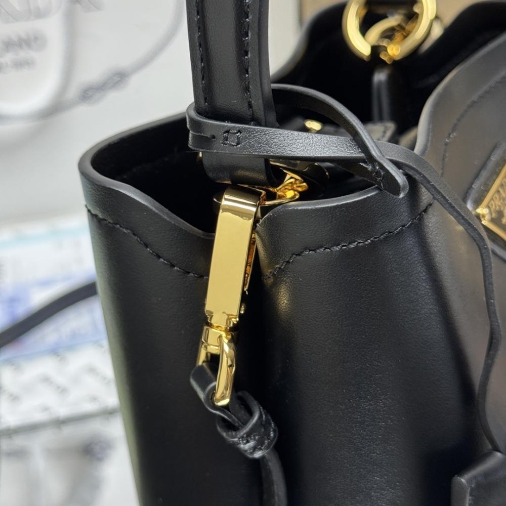 Bucket Bag