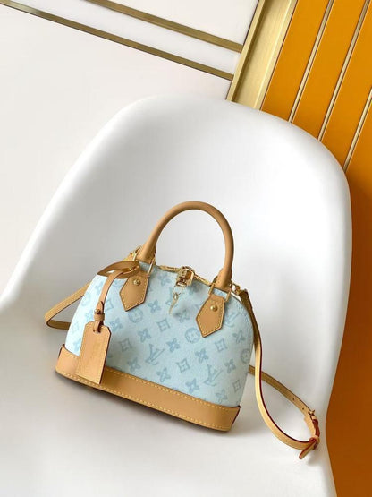 Classic Shoulder Bag