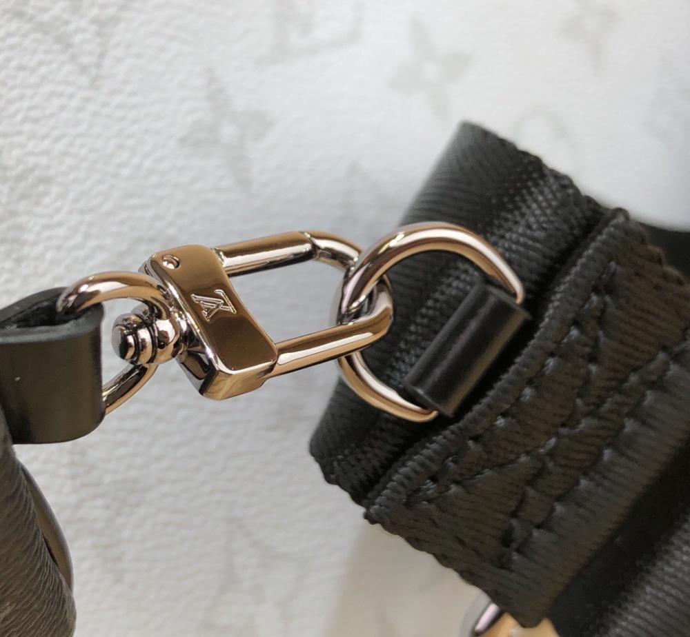 Elegant Crossbody Bag